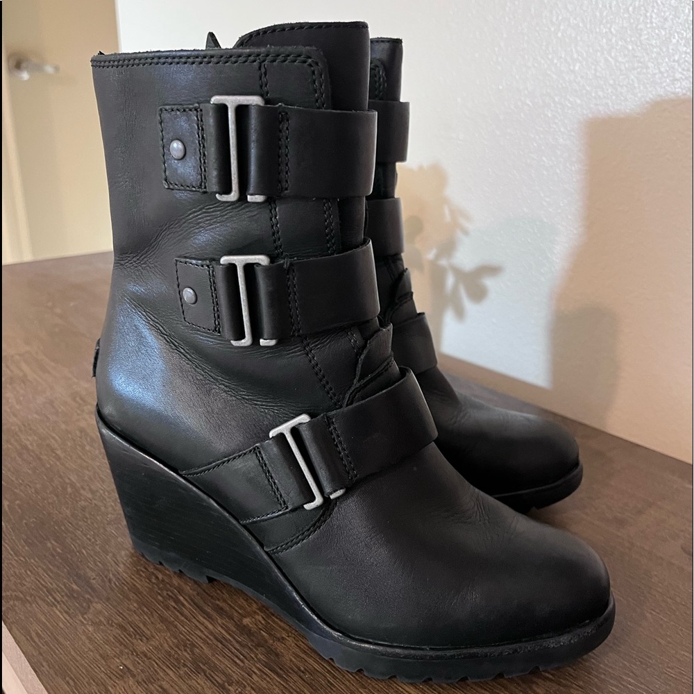 Sorel After hours boots